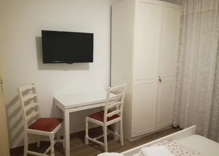 Culav Μακάρσκα